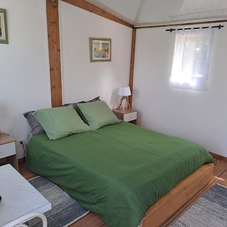 Chambre Basilic 2P, 2 Nuits Max, Dans Petit Chalet 6Km Du Festival De Piano De La Roque D'Antheron Rognes 외부 사진